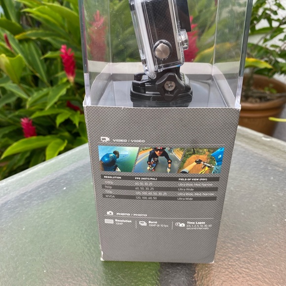 GoPro Hero3+Silver Brand New In Box. Includes 2 Rechargeable Batteries 📸 - Picture 6 of 7